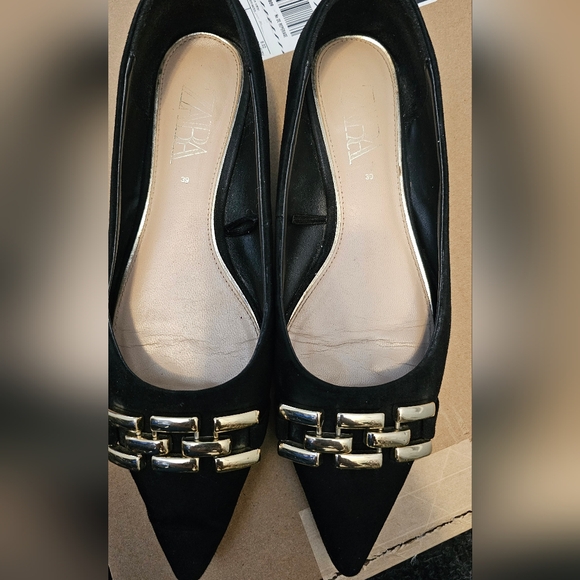 Zara Black Pointy Flats - Picture 6 of 9